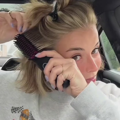 Première brosse intelligente pour cheveux courts